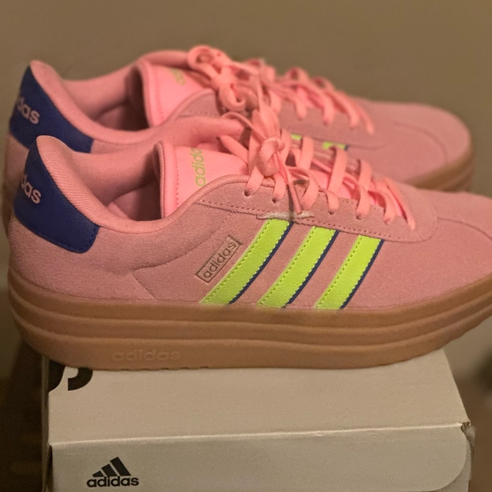 Adidas Women's Pink and Lime Sneakers NEW with box - Picture 2 of 3